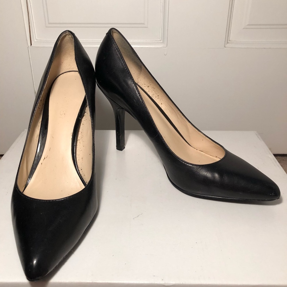 Nine West Pointed Toe Pump